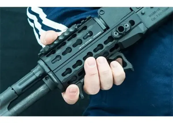 Grip UTG Ultra Slim Angled KeyMod